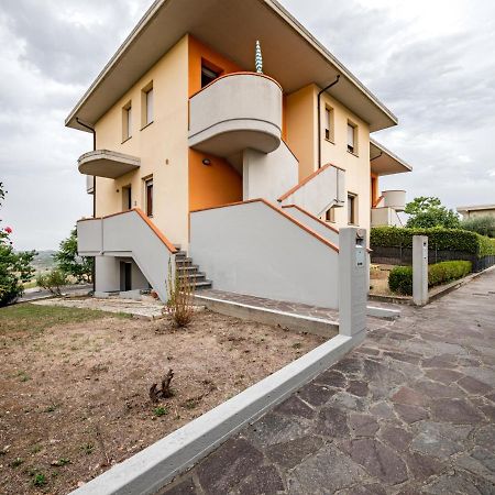 Ca' Mastro Bright Flat With Parking Apartman Tavullia Kültér fotó
