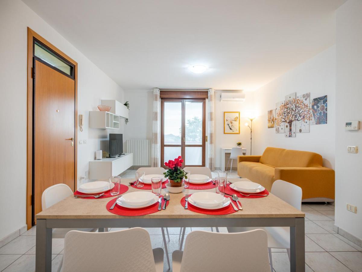 Ca' Mastro Bright Flat With Parking Apartman Tavullia Kültér fotó