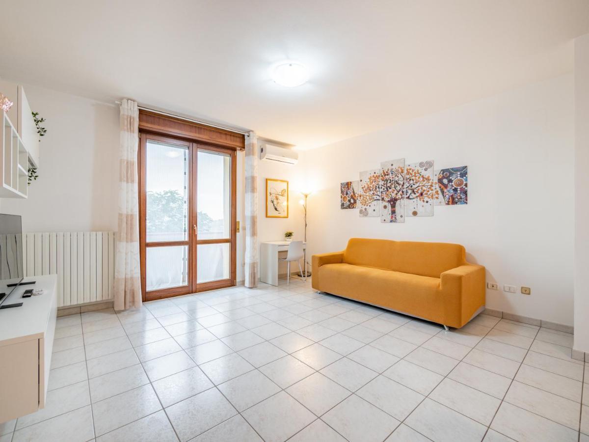 Ca' Mastro Bright Flat With Parking Apartman Tavullia Kültér fotó